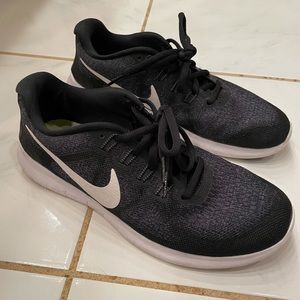 Nike black Free Rn Flyknit shoe